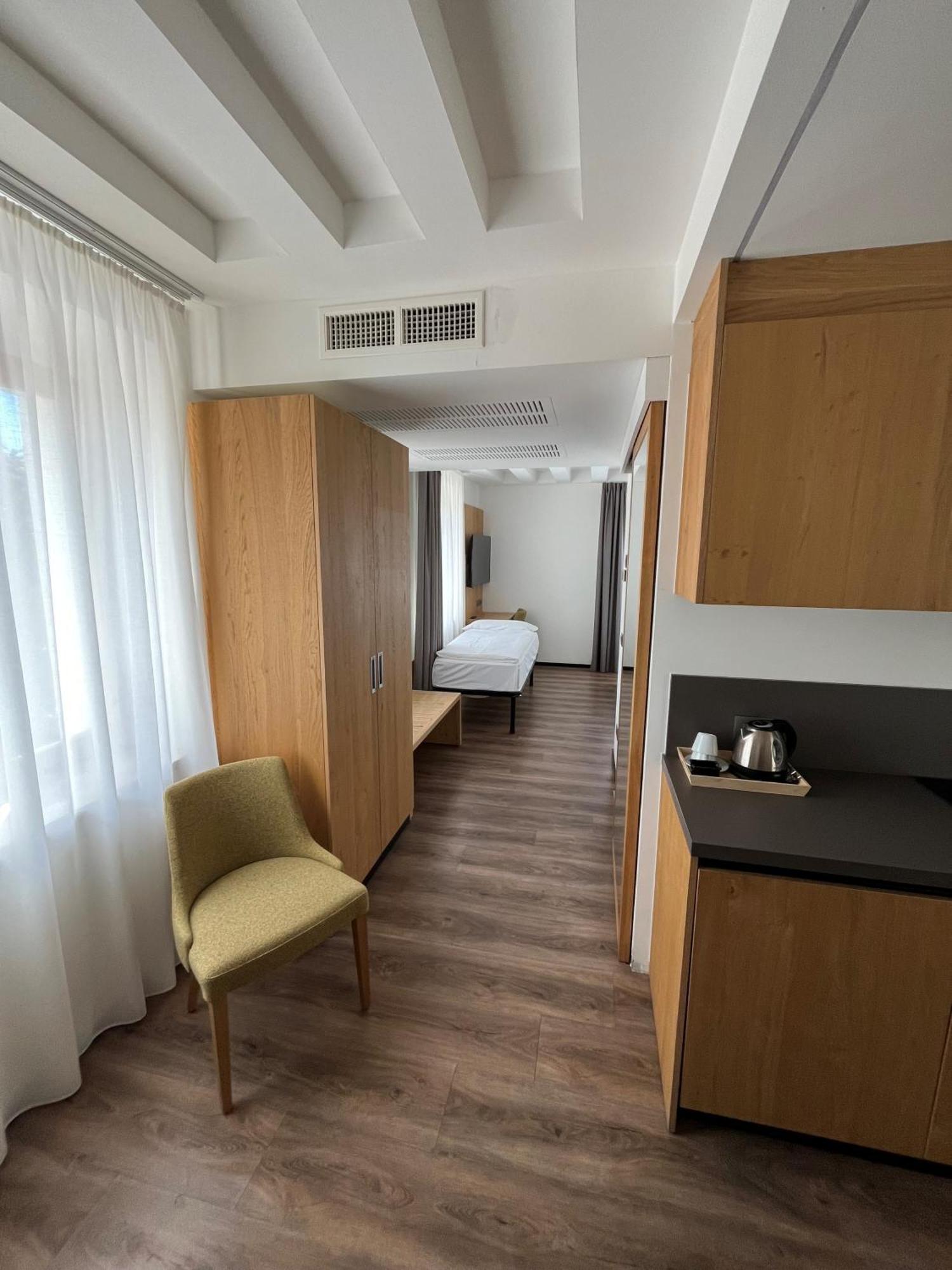 Hotel Belvedere Spiazzi Di Caprino Экстерьер фото